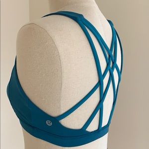 Lululemon Free to Be Serene High Neck Bra
